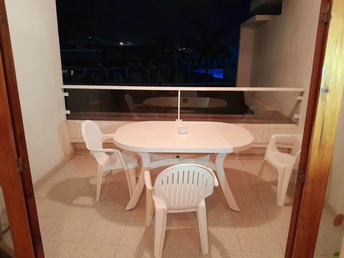 Apartamentos Tamaran San Bartolomé Екстериор снимка