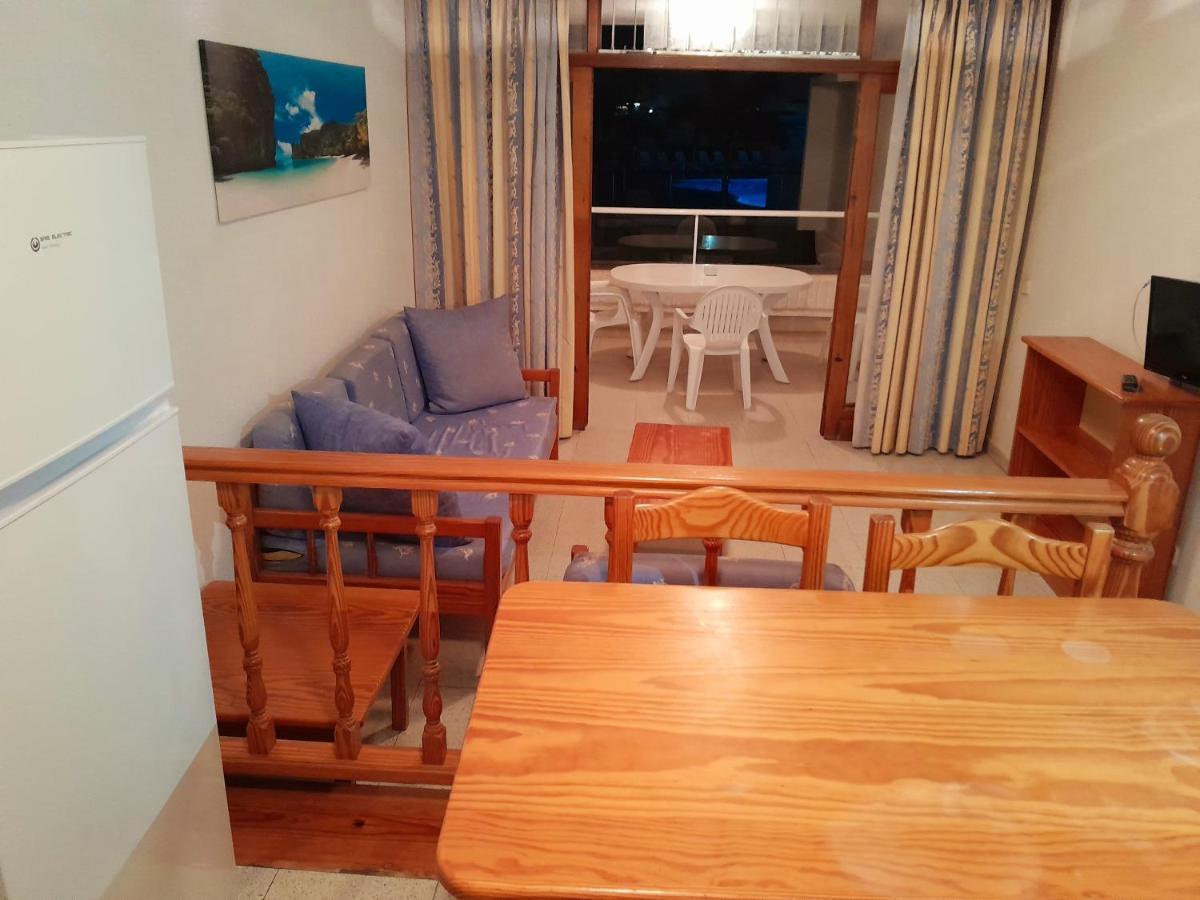 Apartamentos Tamaran San Bartolomé Екстериор снимка