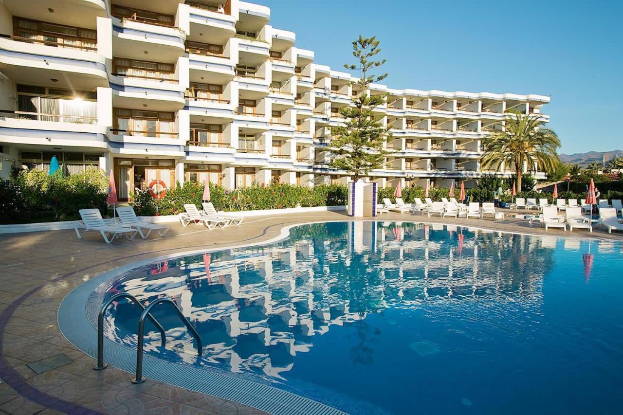 Apartamentos Tamaran San Bartolomé Екстериор снимка